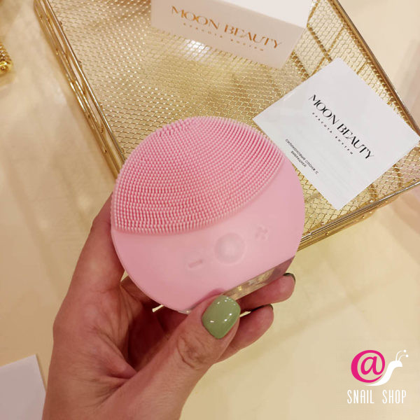 MOON BEAUTY Двусторонний силиконовый спонж для умывания с вибрацией