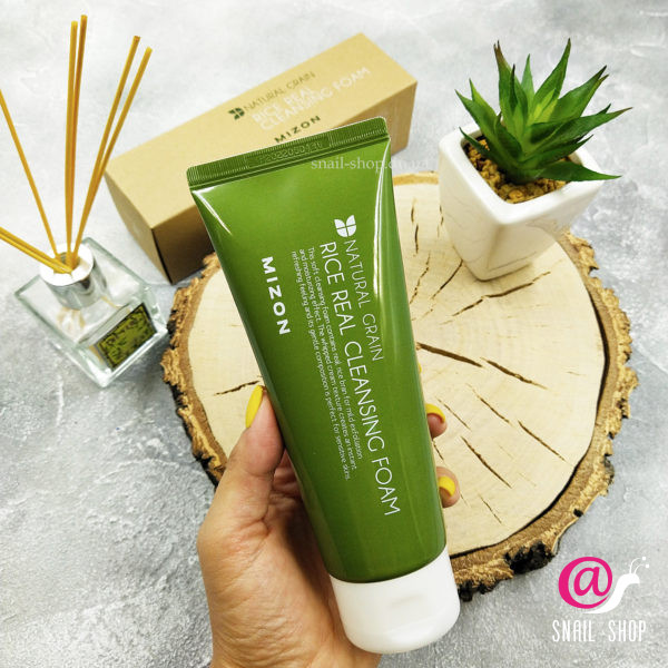 MIZON Очищающая пенка для лица с экстрактом рисовых отрубей Rice Real Cleansing Foam