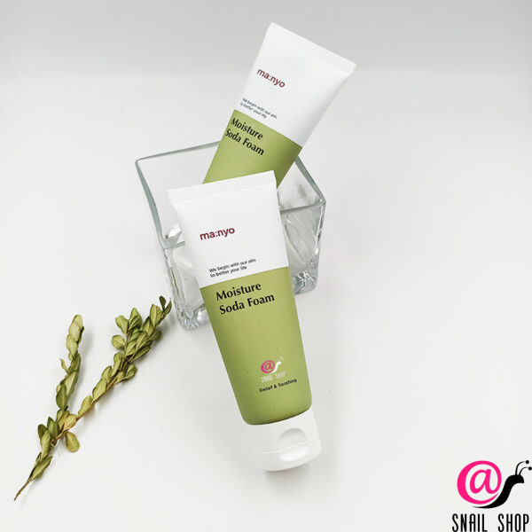 MA:NYO Мягкая пенка с содой для глубокого очищения пор Moisture Soda Foam