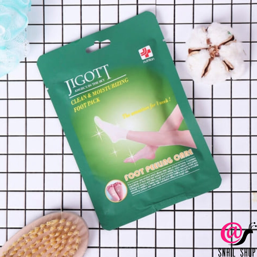 JIGOTT Отшелушивающие пилинг-носочки Clean & Moisturizing Foot Pack