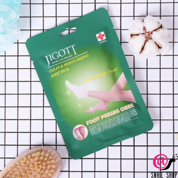 JIGOTT Отшелушивающие пилинг-носочки Clean & Moisturizing Foot Pack