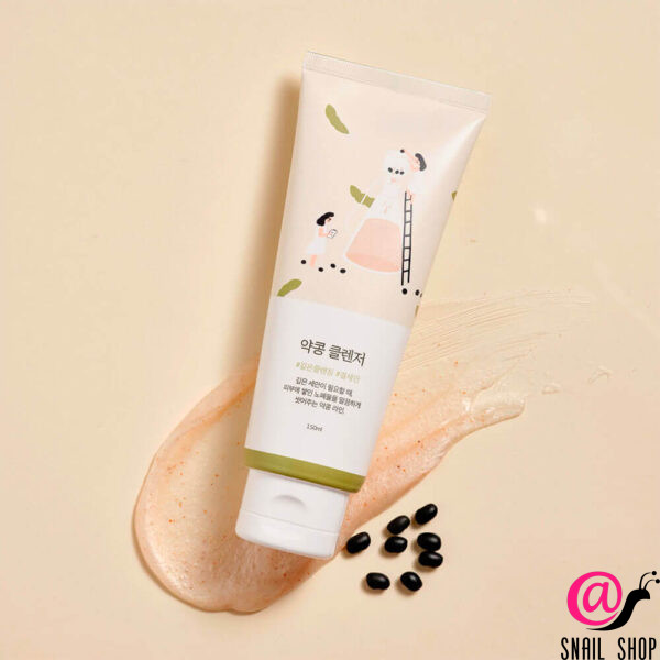ROUND LAB Пенка-скраб для умывания питательная с экстрактом черной сои Soybean Cleanser