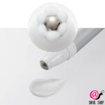 JM SOLUTION Крем для кожи вокруг глаз с массажным роликом Skin Boost Spicule 0.1 Roll On Eye Cream