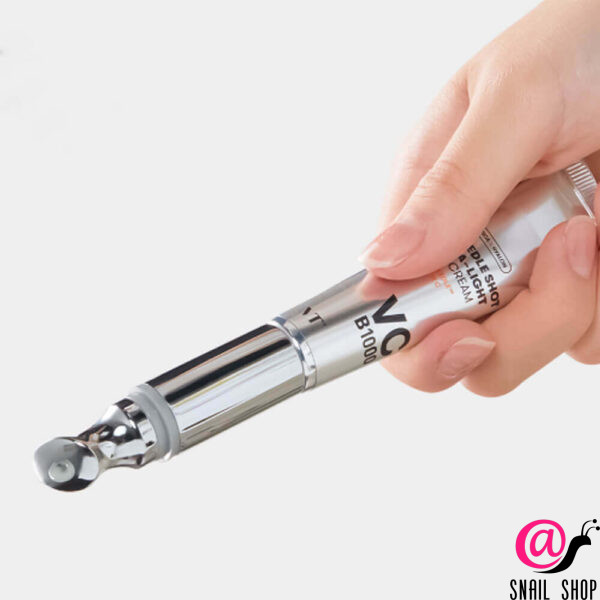 VT Cosmetics Осветляющий крем для глаз с витамином С и микроиглами Reedle Shot Vita-Light Eye Cream