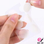 THE SAEM Осветляющие патчи с микроиглами Golden Berry C Dark Spot Patch