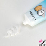 CONSLY Скраб для лица с содой и яичным белком Baking Soda Egg Pore Minimising Scrub