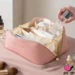 KRISTALLER Косметичка женская чемоданчик Charm Suitcase, косая молния, кожзам