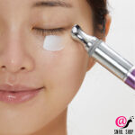 VT Cosmetics Массажный лифтинг-крем для век с микроиглами Reedle Shot Lifting Eye Cream (ЧЗ)
