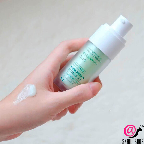 VT Cosmetics Легкая бустер-эссенция с ретинолом и центеллой Cica Reti-A Essence 0.1